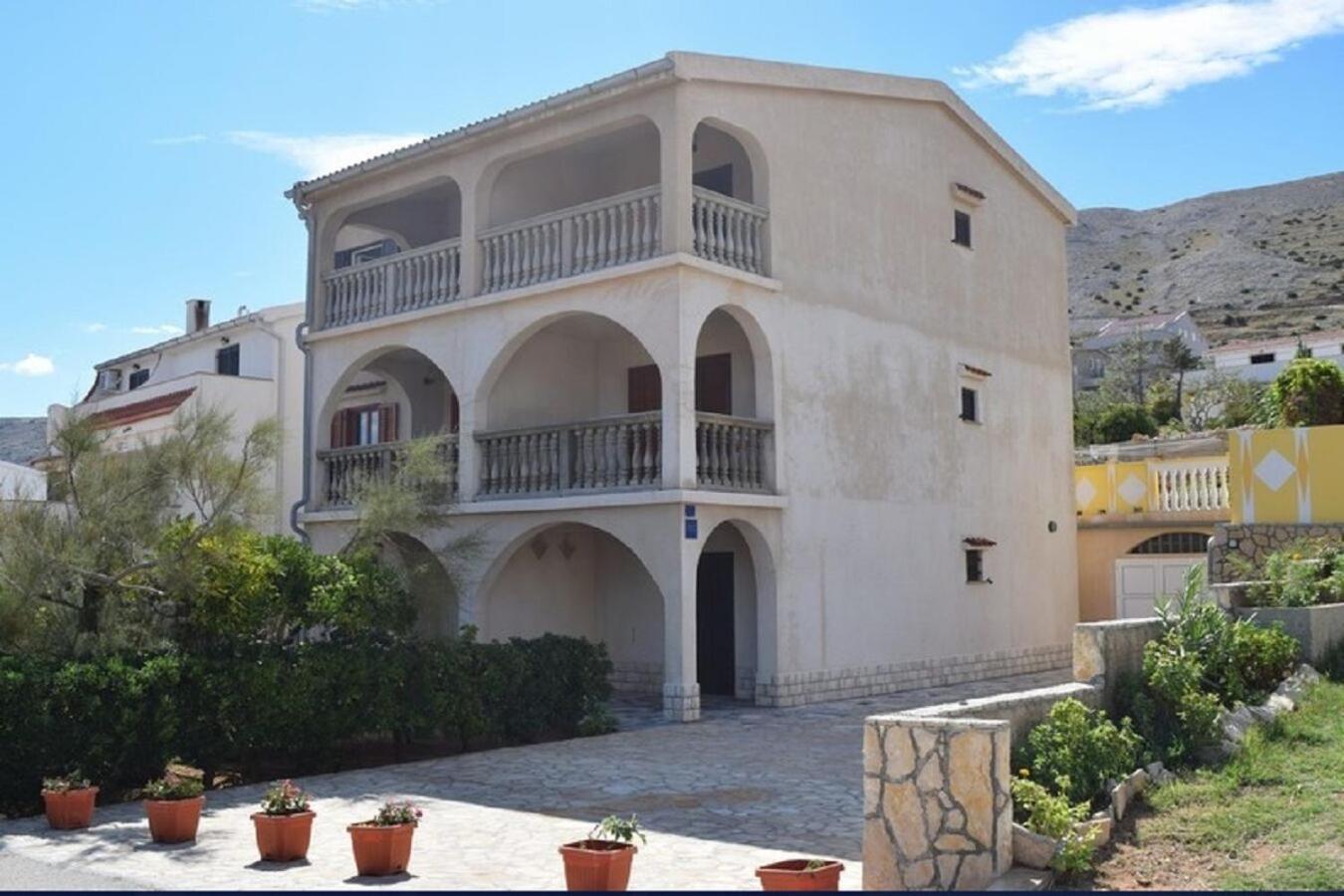Apartment Dar Pag Town Exterior foto